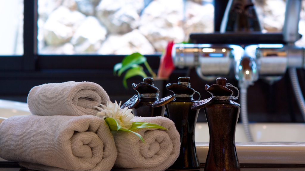 Sourcing Faversham Textiles Bathroom (2)
